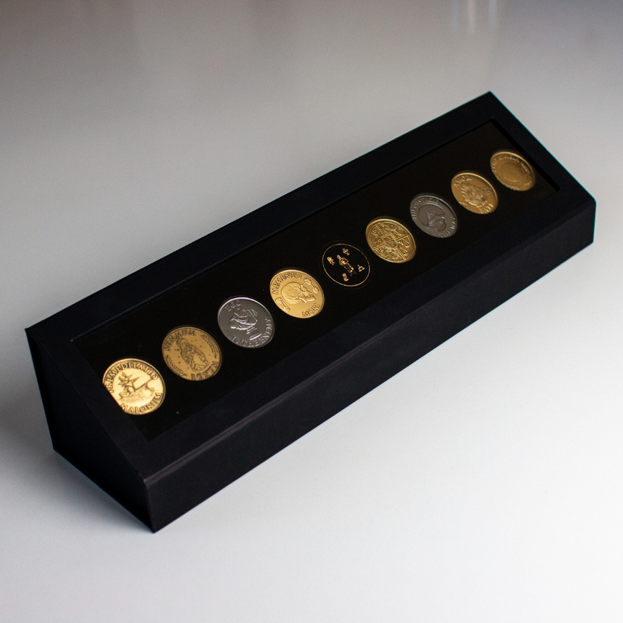 Medalion Display Premium Medallion Bundle Display – Daily Stoic Store